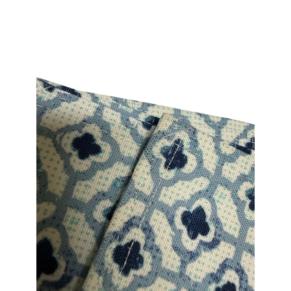 Set of 4 Blue‎ and White Quatrefoil Trellis Cloth Placemats Rectangular Dining